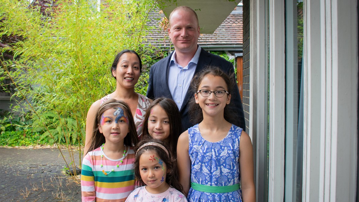 undefined11 year old violist Jennifer Wells and family at the Benslow Music Open Day 2018